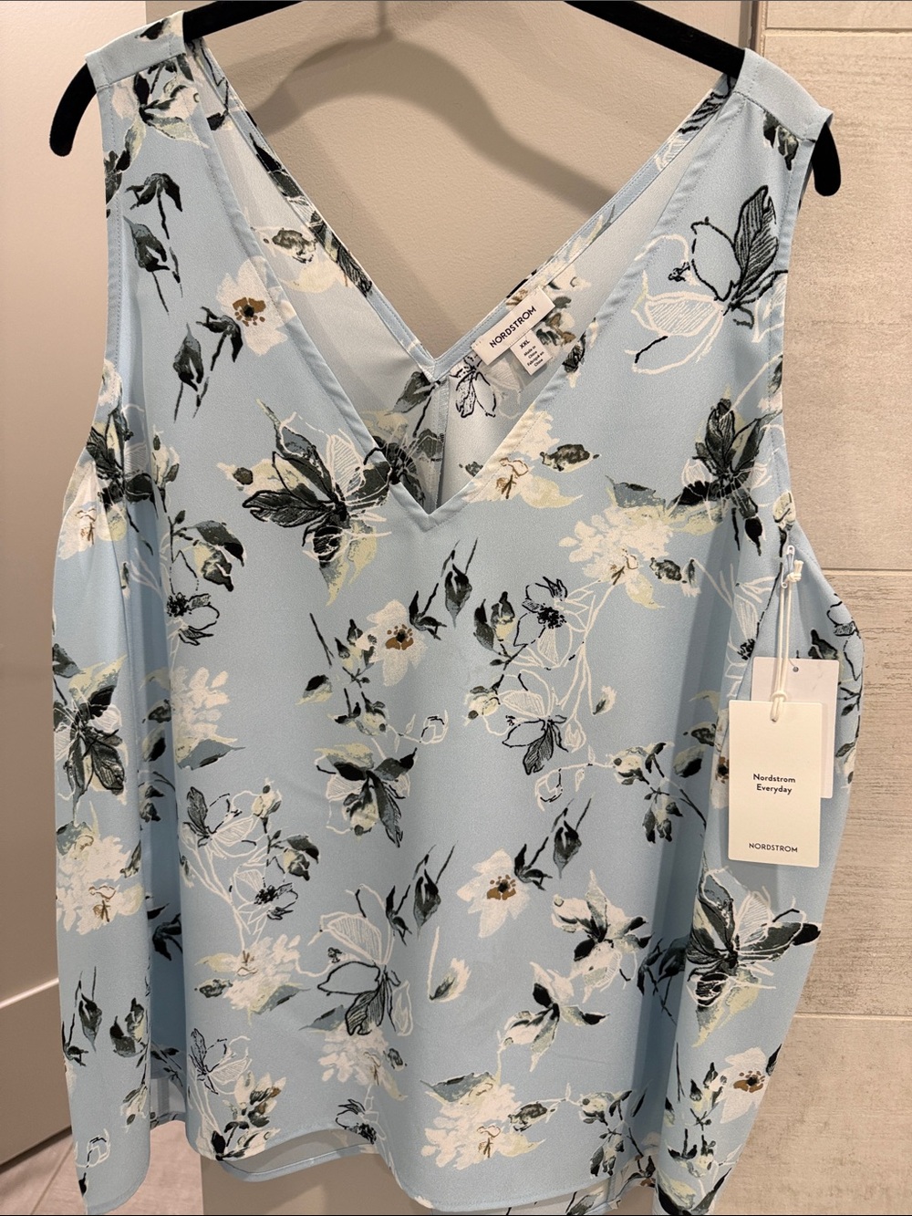 Nordstrom Light Blue Floral V-Neck Tank